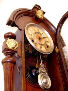10 Handy Time-Saving Tools for B2B Marketers